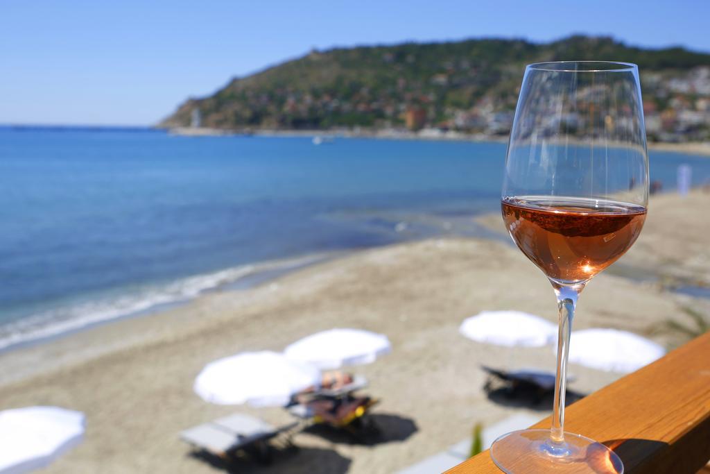 אלאניה En Vie Beach Boutique Hotel - Adults Only מראה חיצוני תמונה