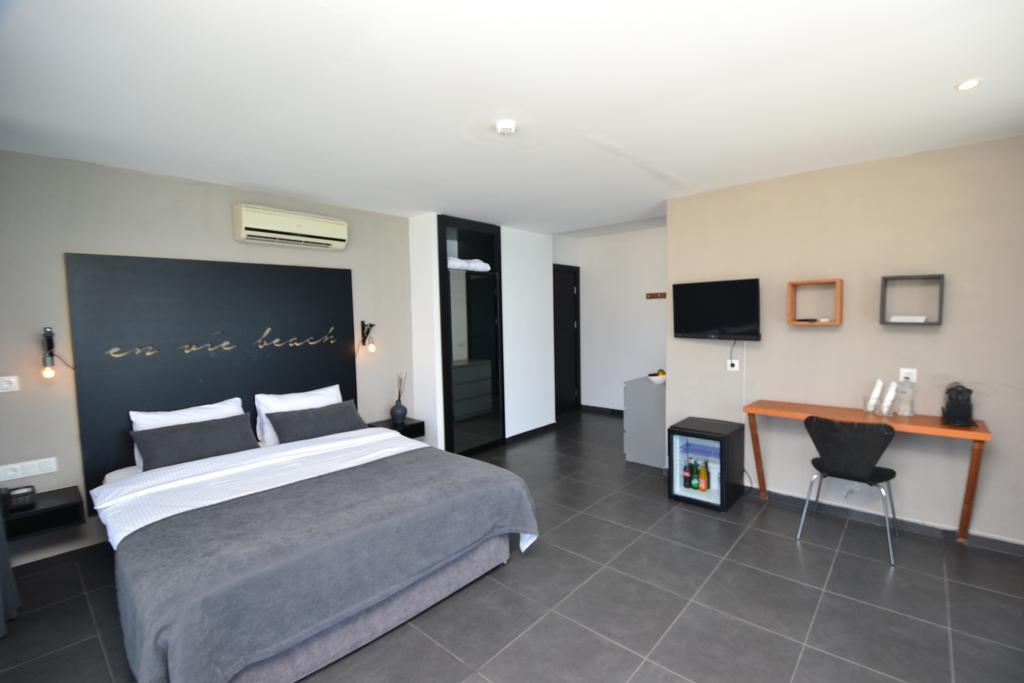 אלאניה En Vie Beach Boutique Hotel - Adults Only מראה חיצוני תמונה