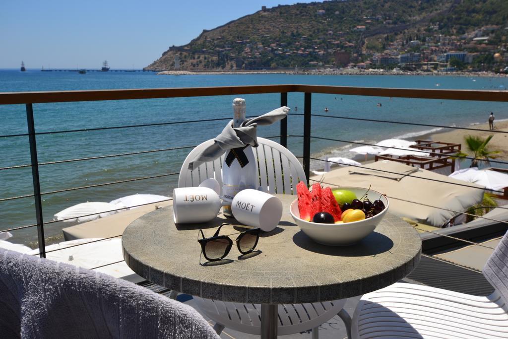 אלאניה En Vie Beach Boutique Hotel - Adults Only מראה חיצוני תמונה