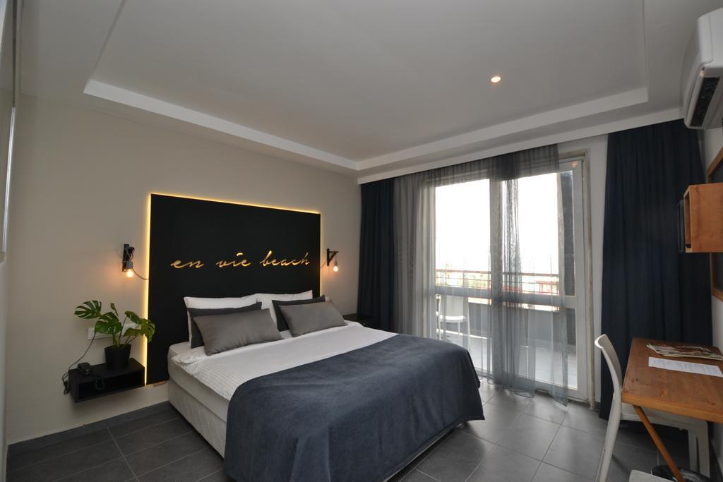 אלאניה En Vie Beach Boutique Hotel - Adults Only מראה חיצוני תמונה